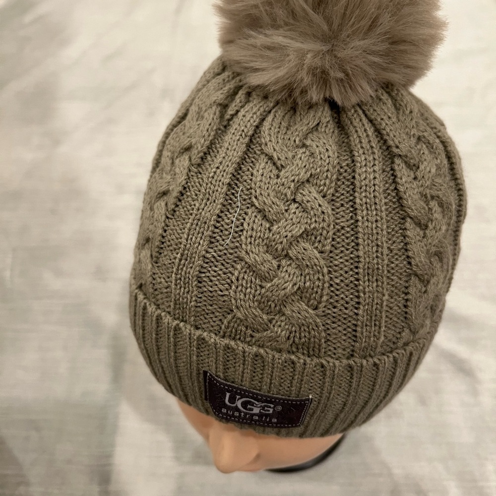 UGG Kids' tan Cable Knit Pom Hat